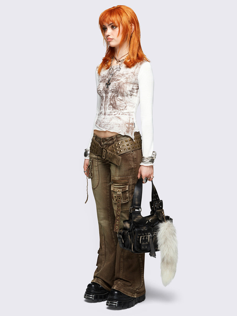 Winged Dagger Asymmetric Top